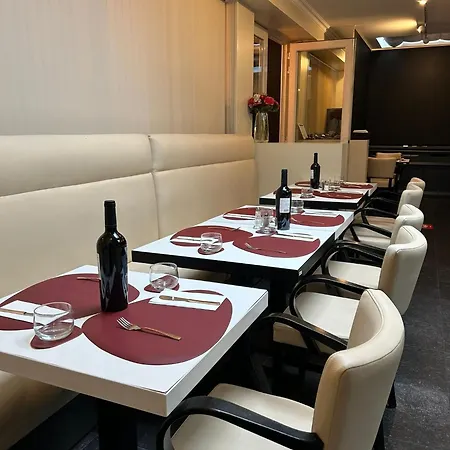 Taormina Brussels Airport 3*